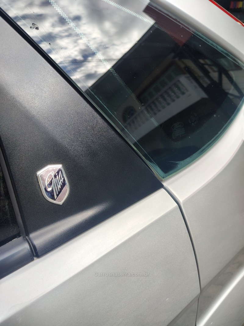 FOCUS 2.0 GHIA 16V GASOLINA 4P AUTOMÁTICO - 2009 - GUAPORé