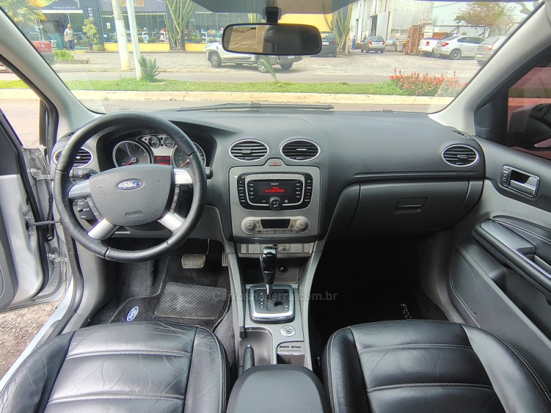 FOCUS 2.0 GHIA 16V GASOLINA 4P AUTOMÁTICO - 2009 - GUAPORé