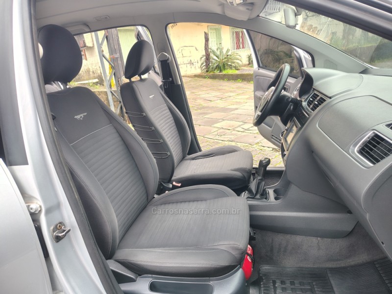 CROSSFOX 1.6 MI FLEX 8V 4P MANUAL - 2011 - GUAPORé