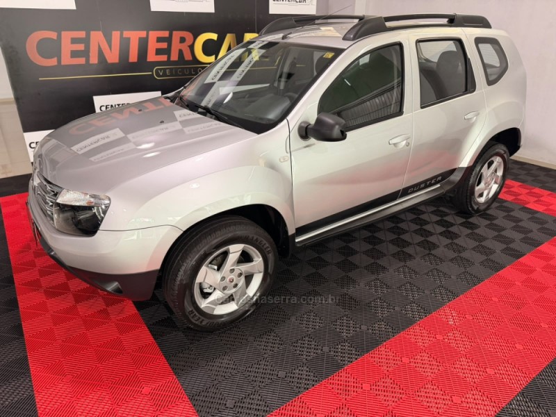 DUSTER 1.6 EXPRESSION 4X2 16V FLEX 4P MANUAL - 2015 - NOVO HAMBURGO