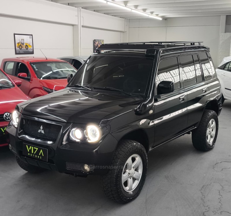 PAJERO TR4 2.0 4X4 16V 133CV FLEX 4P MANUAL - 2008 - CAXIAS DO SUL