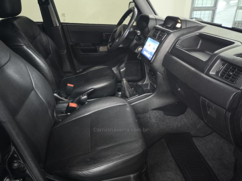 PAJERO TR4 2.0 4X4 16V 133CV FLEX 4P MANUAL - 2008 - CAXIAS DO SUL