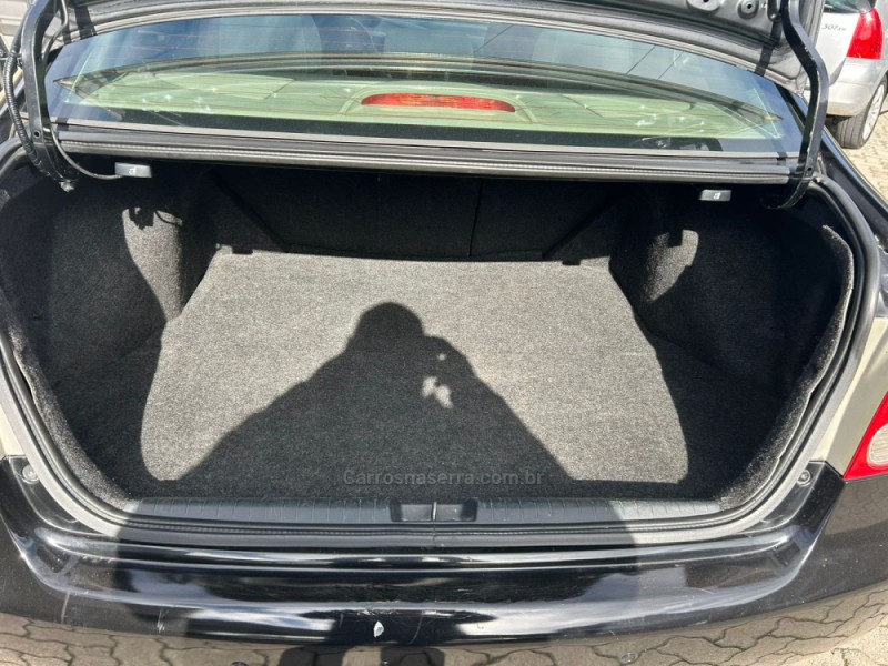 CIVIC 1.8 LXS 16V GASOLINA 4P MANUAL - 2008 - BENTO GONçALVES