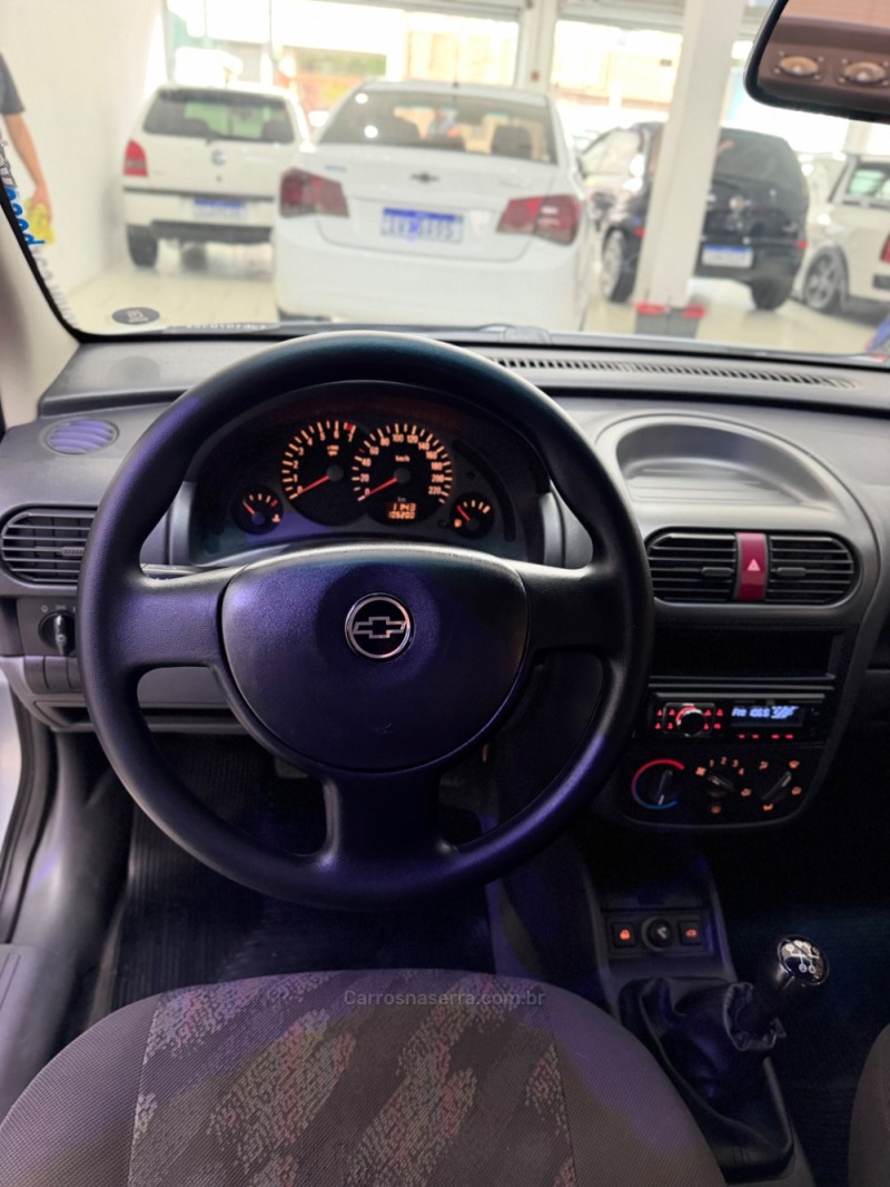CORSA 1.0 MPFI JOY SEDAN 8V FLEX 4P MANUAL - 2003 - CAXIAS DO SUL