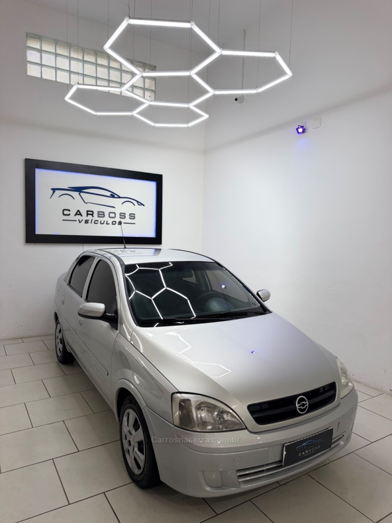 CORSA 1.0 MPFI JOY SEDAN 8V FLEX 4P MANUAL - 2003 - CAXIAS DO SUL