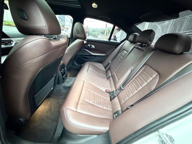 320I 2.0 M SPORT 16V TURBO GASOLINA 4P AUTOMÁTICO - 2022 - FELIZ