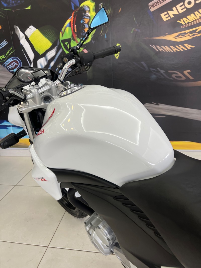CB 300R  - 2014 - PASSO FUNDO