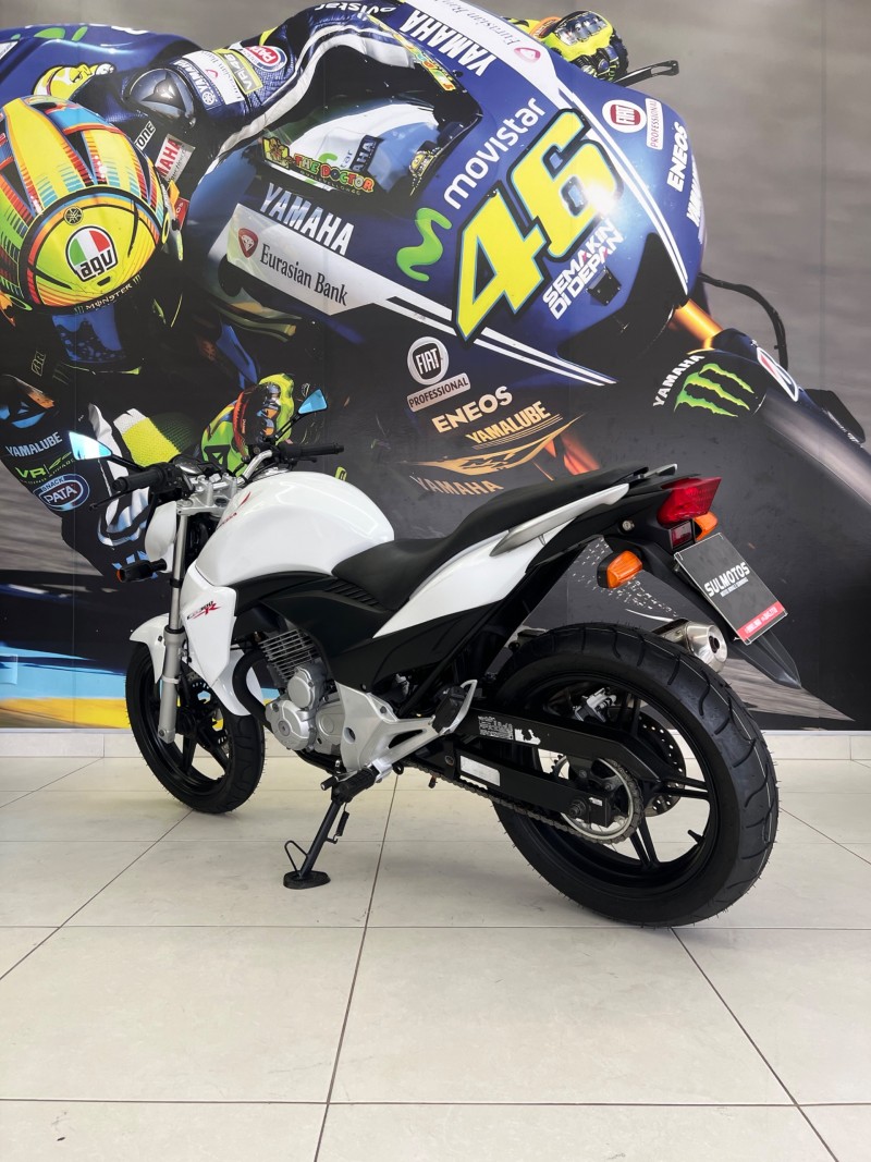 CB 300R  - 2014 - PASSO FUNDO