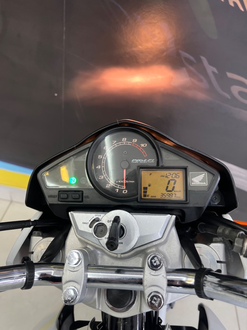 CB 300R  - 2014 - PASSO FUNDO