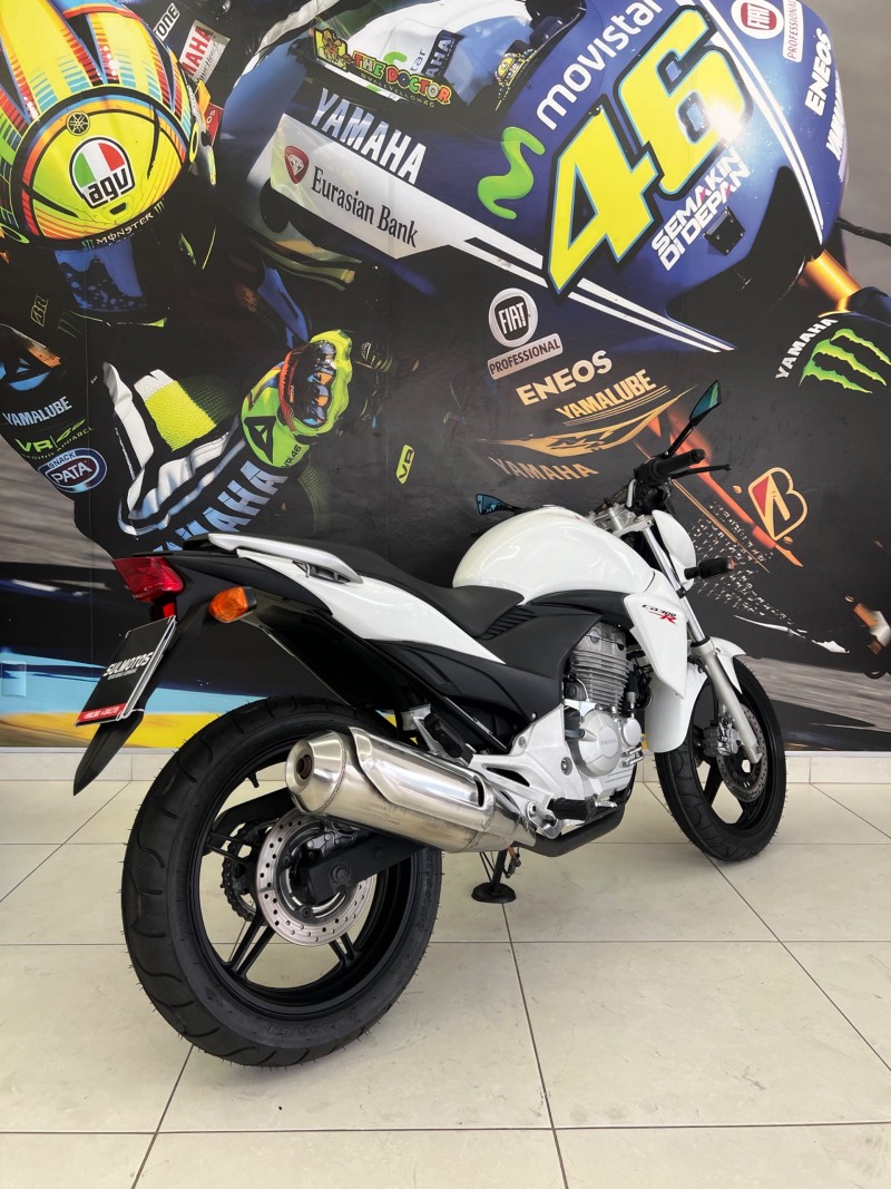 CB 300R  - 2014 - PASSO FUNDO