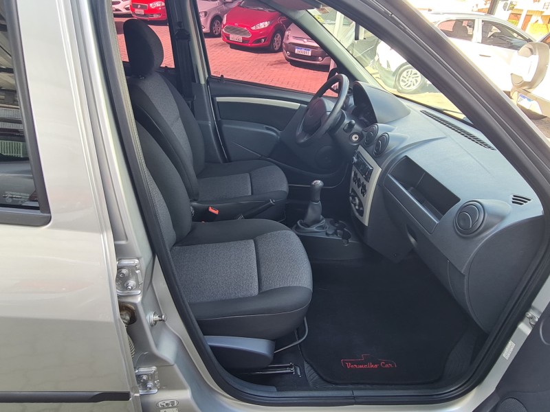 LOGAN 1.0 EXPRESSION 16V FLEX 4P MANUAL - 2010 - CAXIAS DO SUL
