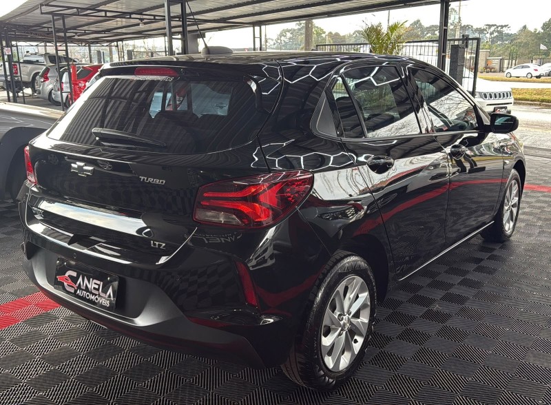ONIX 1.0 LTZ 12V TURBO FLEX 4P MANUAL - 2022 - CANELA