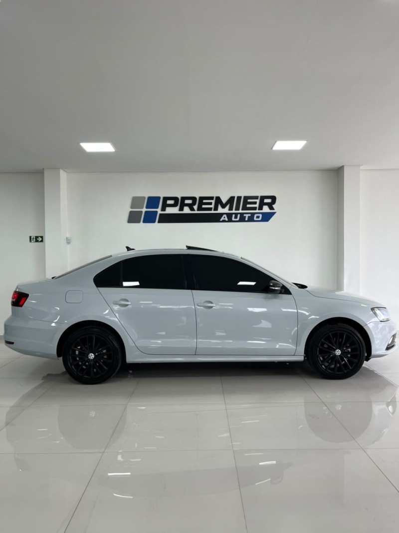 JETTA 1.4 16V TSI COMFORTLINE GASOLINA 4P TIPTRONIC - 2011 - CAXIAS DO SUL