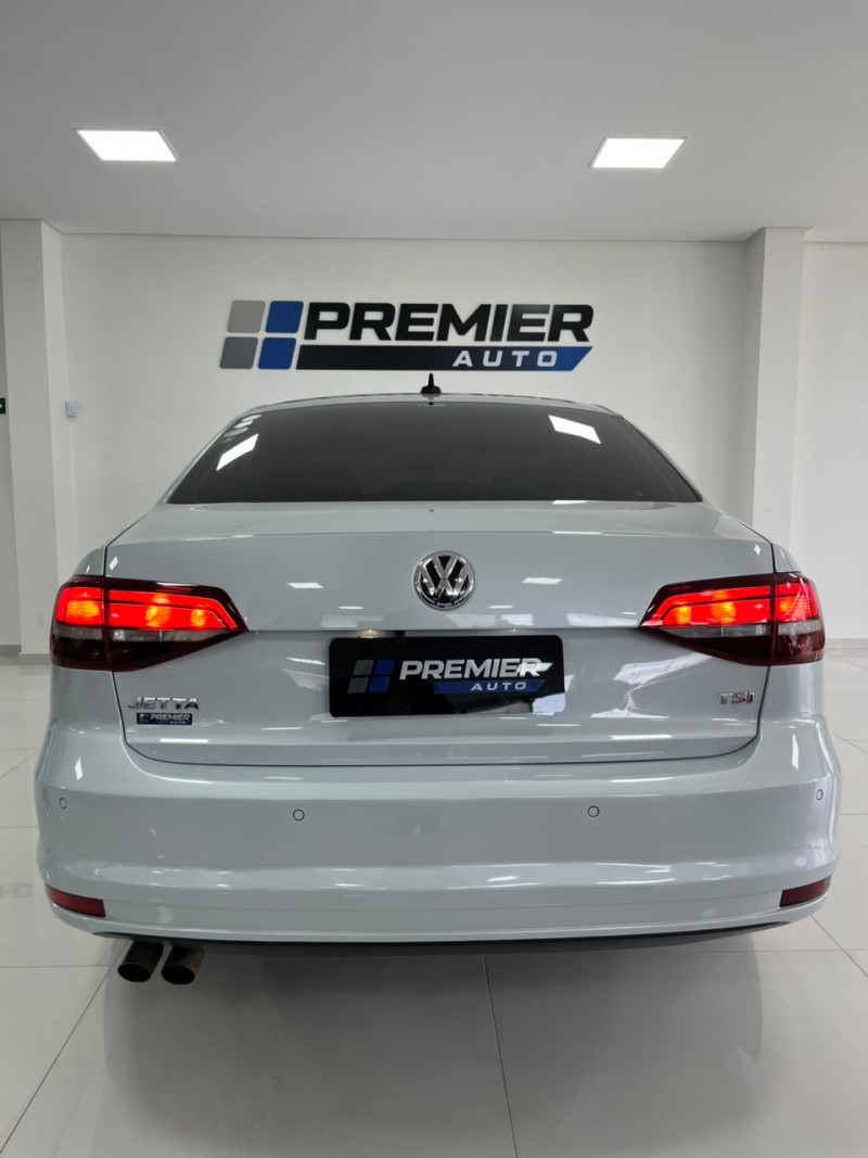 JETTA 1.4 16V TSI COMFORTLINE GASOLINA 4P TIPTRONIC - 2011 - CAXIAS DO SUL