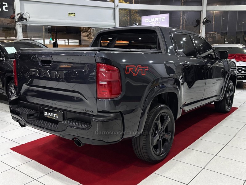 RAMPAGE 2.0 HURRICANE R/T 4 4X4 TURBO GASOLINA 4P AUTOMÁTICO - 2024 - PORTO ALEGRE