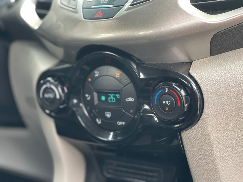ECOSPORT 2.0 TITANIUM 16V FLEX 4P MANUAL - 2014 - CAXIAS DO SUL