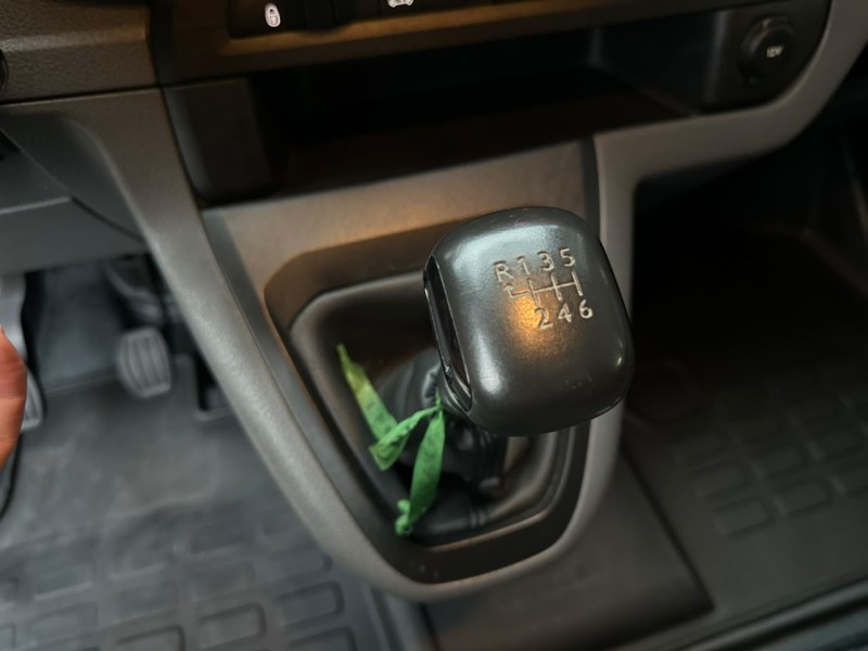 JUMPY 1.6 FURGÃO TURBO DIESEL BLUE HDI - 2021 - NOVO HAMBURGO