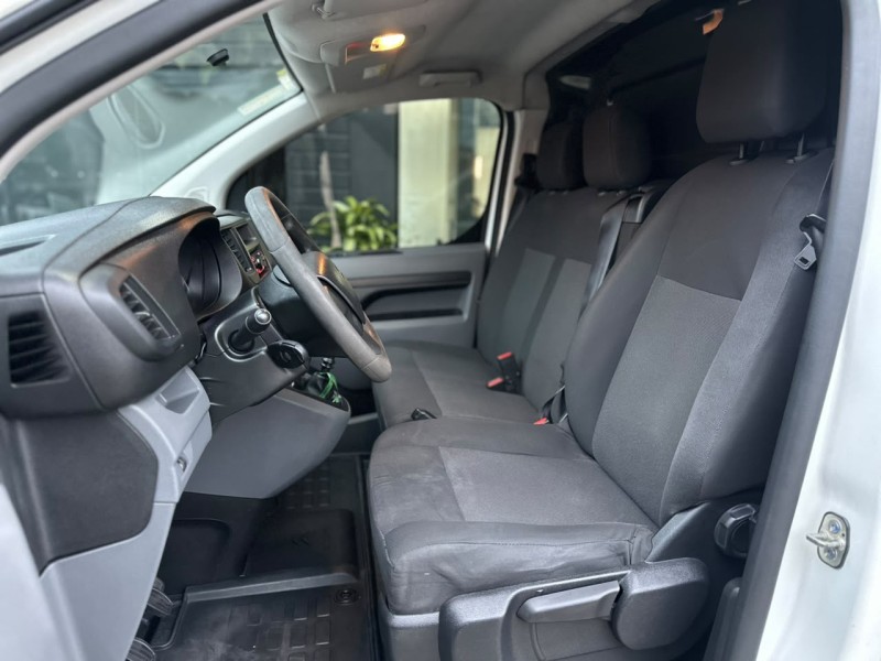 JUMPY 1.6 FURGÃO TURBO DIESEL BLUE HDI - 2021 - NOVO HAMBURGO