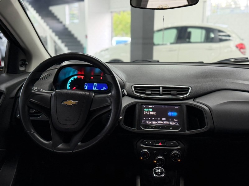 ONIX 1.4 MPFI LT 8V FLEX 4P MANUAL - 2014 - NOVO HAMBURGO