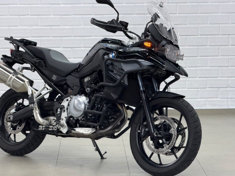 F 750 GS PREMIUM TRIPLE BLACK - 2023 - NOVO HAMBURGO