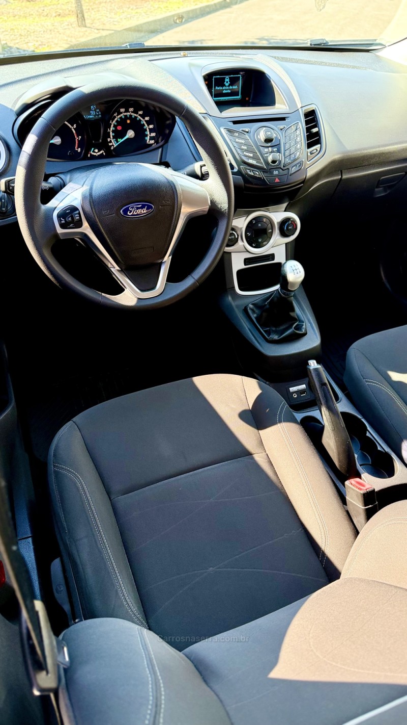 FIESTA 1.6 SE HATCH 16V FLEX 4P MANUAL - 2014 - FLORES DA CUNHA
