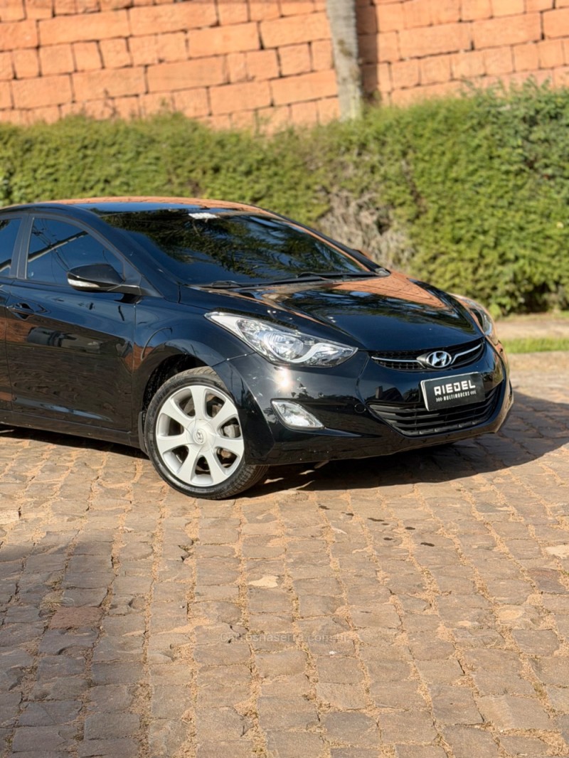 ELANTRA 1.8 GLS 16V FLEX AUTOMÁTICO - 2013 - VENâNCIO AIRES