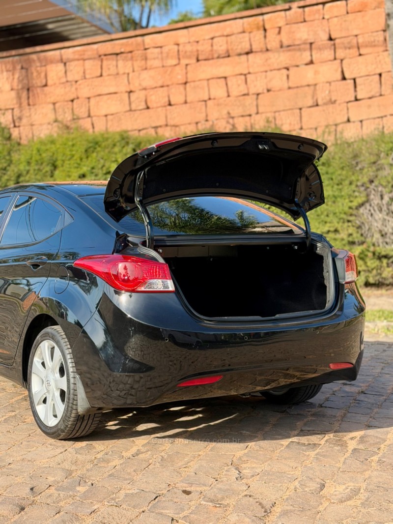 ELANTRA 1.8 GLS 16V FLEX AUTOMÁTICO - 2013 - VENâNCIO AIRES