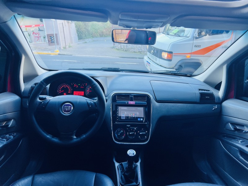 PUNTO 1.8 HLX 8V FLEX 4P MANUAL - 2009 - CAXIAS DO SUL