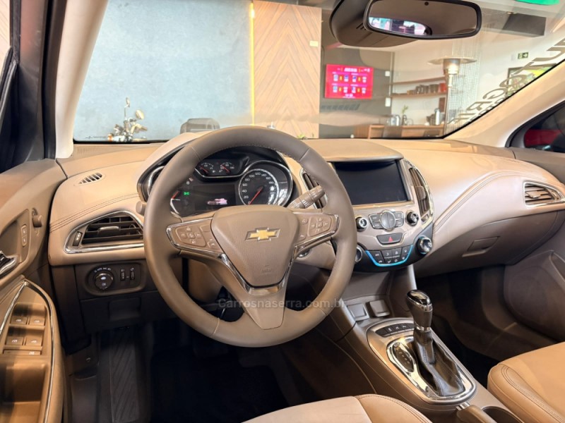 CRUZE 1.4 TURBO LTZ II SPORT HATCH 16V FLEX 4P AUTOMÁTICO - 2017 - CAMPO BOM