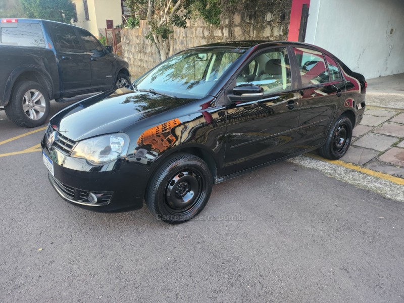 POLO 1.6 MI 8V E-FLEX 4P MANUAL - 2013 - VERANóPOLIS