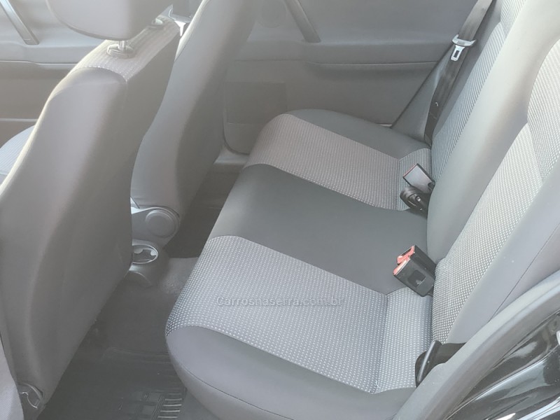 POLO 1.6 MI 8V E-FLEX 4P MANUAL - 2013 - VERANóPOLIS