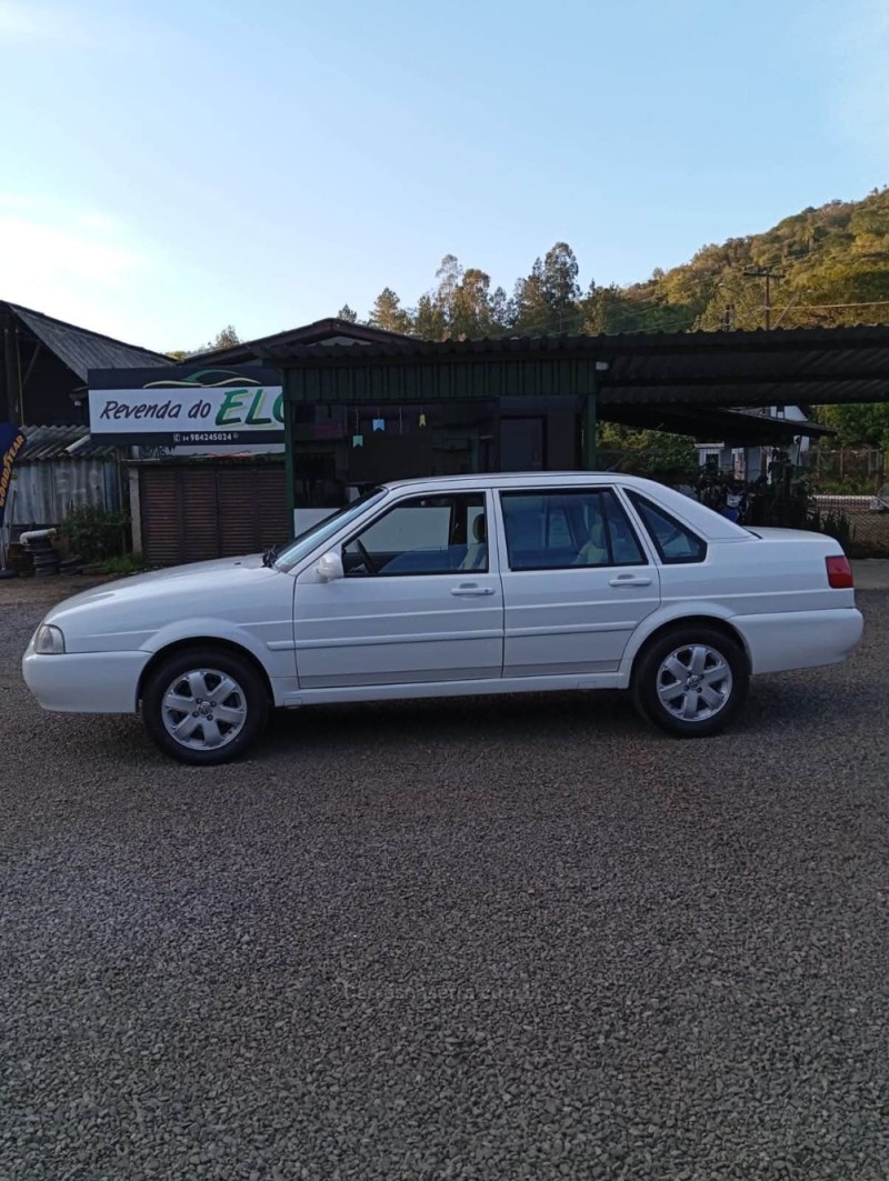 SANTANA 2.0 MI 8V GASOLINA 4P MANUAL - 2000 - PICADA CAFé