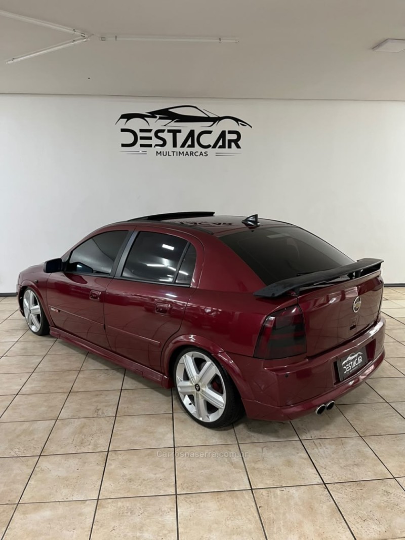 ASTRA 2.0 SFI GSI 16V GASOLINA 4P MANUAL - 2004 - CAXIAS DO SUL