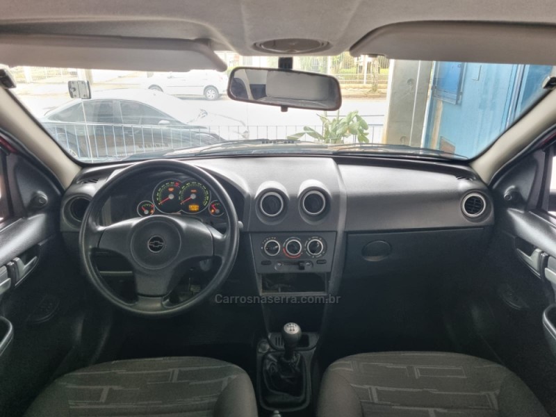 PRISMA 1.4 MPFI MAXX 8V FLEX 4P MANUAL - 2011 - VACARIA