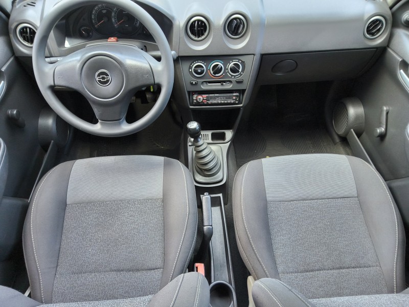 PRISMA 1.4 MPFI JOY 8V FLEX 4P MANUAL - 2009 - SãO SEBASTIãO DO CAí