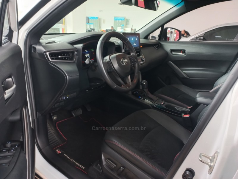 COROLLA 2.0 CROSS GR-S 16V FLEX 4P AUTOMÁTICO - 2024 - TAQUARA