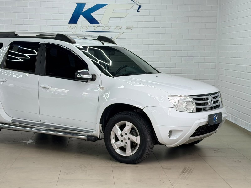DUSTER 2.0 DYNAMIQUE 4X2 16V FLEX 4P AUTOMÁTICO - 2014 - NOVO HAMBURGO
