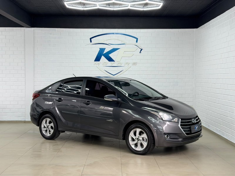 HB20S 1.6 COMFORT PLUS 16V FLEX 4P MANUAL - 2017 - NOVO HAMBURGO