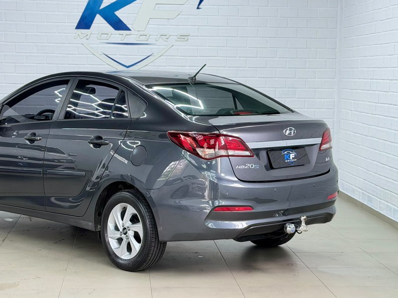 HB20S 1.6 COMFORT PLUS 16V FLEX 4P MANUAL - 2017 - NOVO HAMBURGO