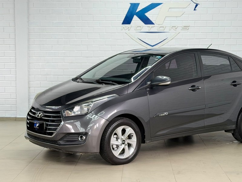 HB20S 1.6 COMFORT PLUS 16V FLEX 4P MANUAL - 2017 - NOVO HAMBURGO