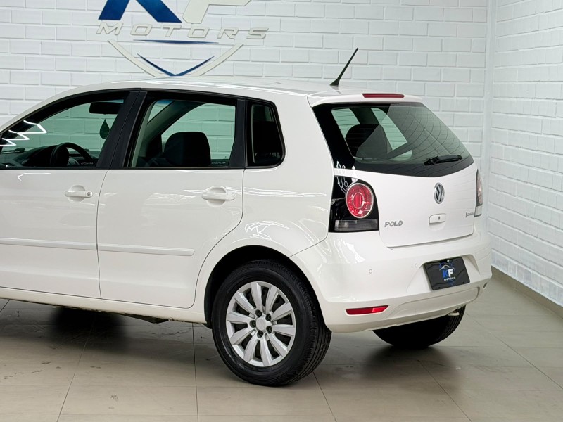 POLO 1.6 MI 8V FLEX 4P AUTOMATIZADO - 2013 - NOVO HAMBURGO