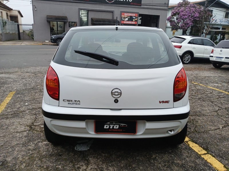 CELTA 1.0 MPFI VHC 8V GASOLINA 2P MANUAL - 2003 - FARROUPILHA