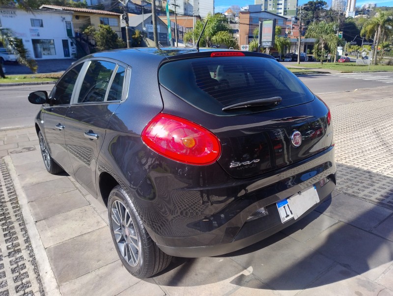 BRAVO 1.8 ESSENCE 16V FLEX 4P MANUAL - 2014 - CAXIAS DO SUL