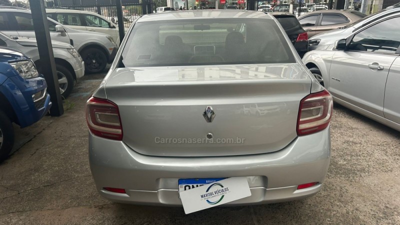 LOGAN 1.0 AUTHENTIQUE 12V FLEX 4P MANUAL - 2018 - GRAVATAí