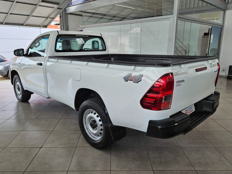 HILUX 2.8 4X4 CS 16V TURBO DIESEL 2P MANUAL - 2022 - TAPEJARA