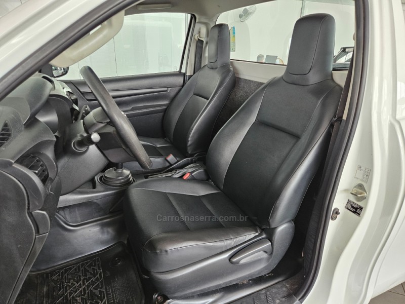 HILUX 2.8 4X4 CS 16V TURBO DIESEL 2P MANUAL - 2022 - TAPEJARA