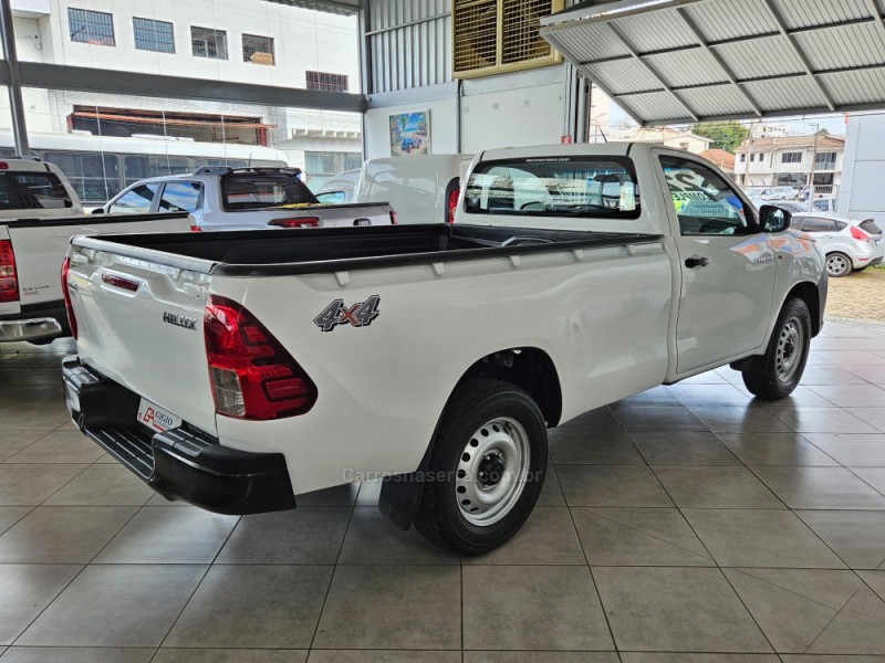 HILUX 2.8 4X4 CS 16V TURBO DIESEL 2P MANUAL - 2022 - TAPEJARA