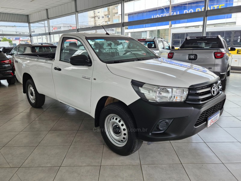 HILUX 2.8 4X4 CS 16V TURBO DIESEL 2P MANUAL - 2022 - TAPEJARA