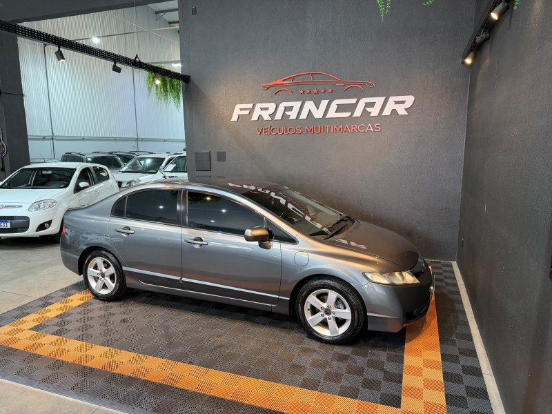 CIVIC 1.8 LXS 16V FLEX 4P AUTOMÁTICO - 2010 - ANTôNIO PRADO