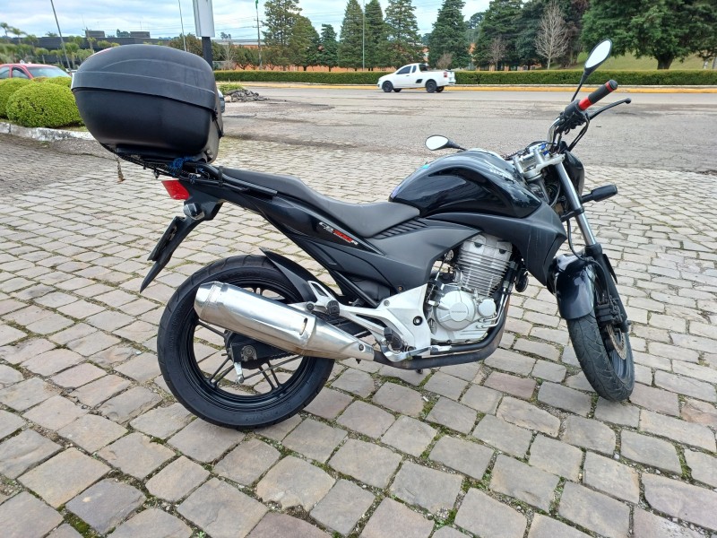 CB 300R  - 2010 - FLORES DA CUNHA